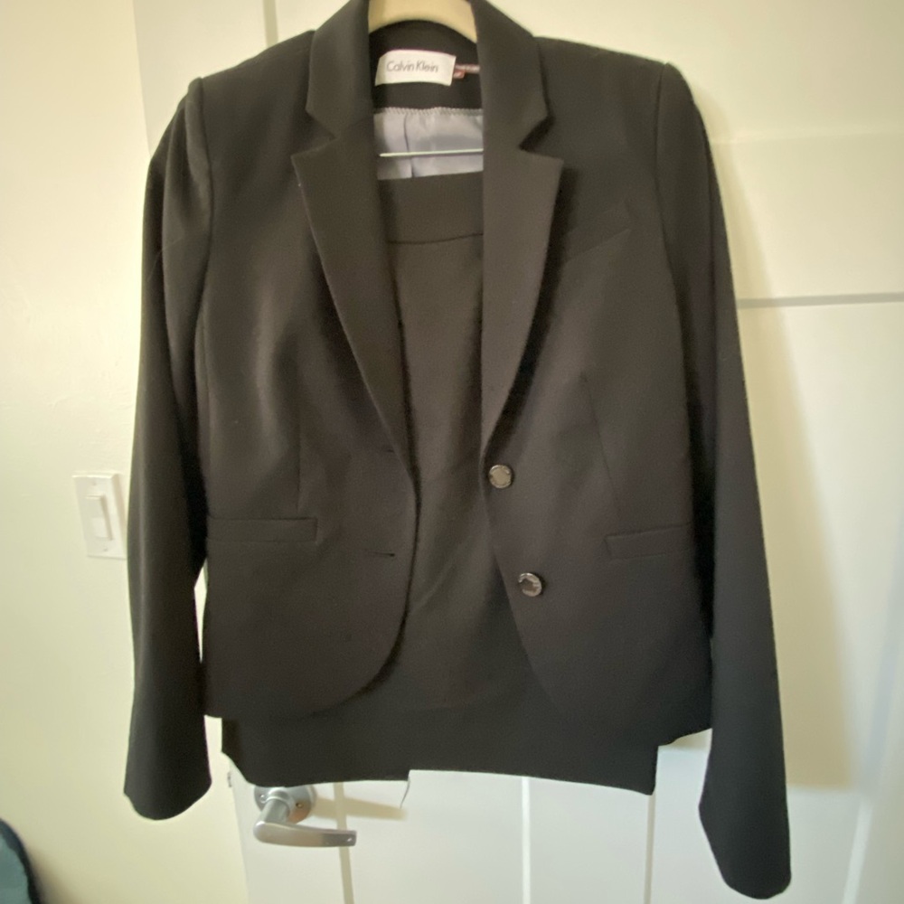 Calvin Klein petite skirt suit